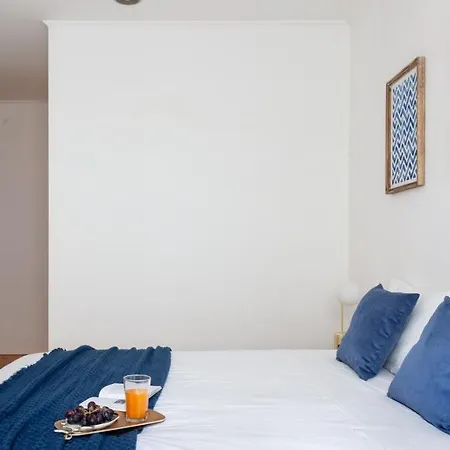 Plum Guide - River Pixie Apartment